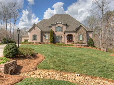 8864 Cravenwood Dr, Oak Ridge, NC, 27310