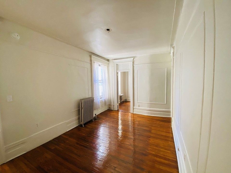 1st image of 40 Wyckoff St APT 15