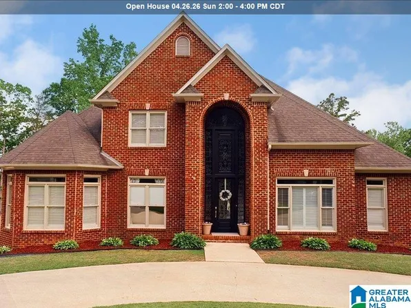 302 Palace Dr, Trussville, AL 35173