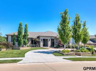 2468 S 182nd Cir, Omaha, NE 68130