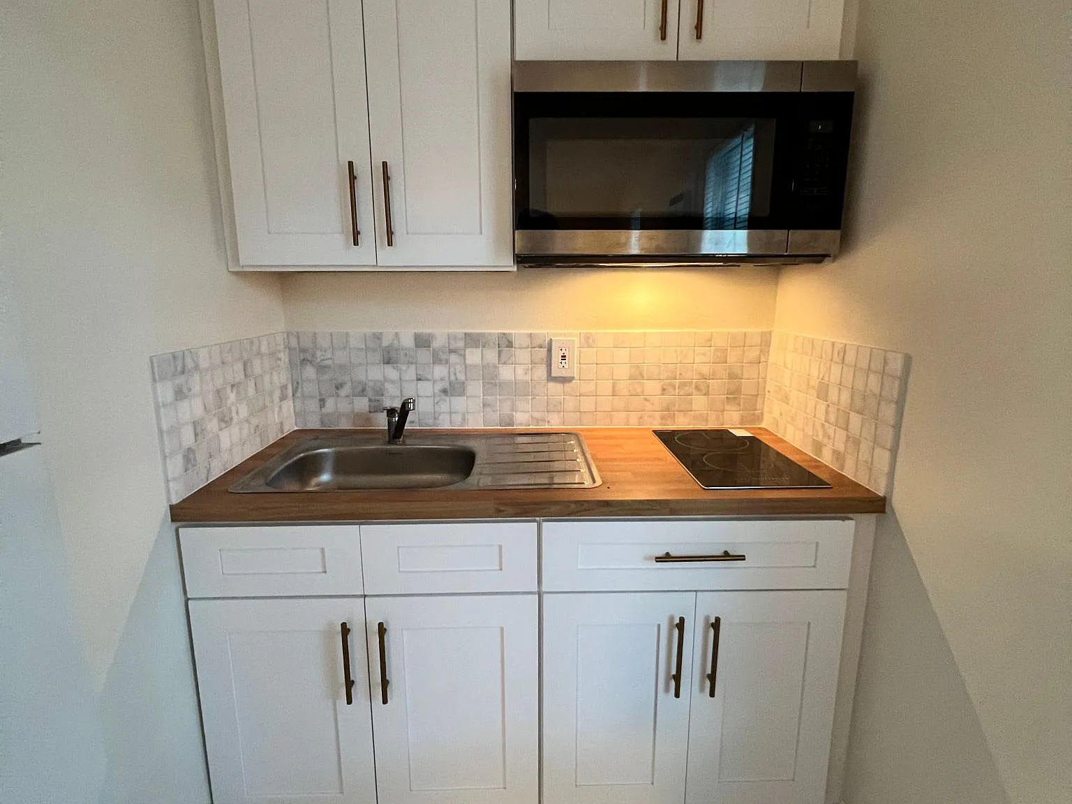 8411 N Hamner Ave — Photo 4