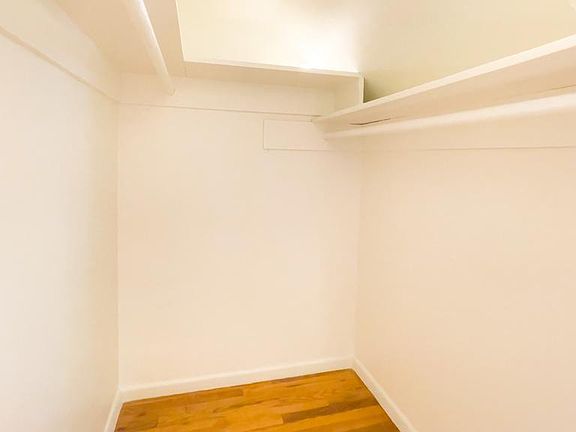 5th image of 12360 Magnolia Blvd #60-1