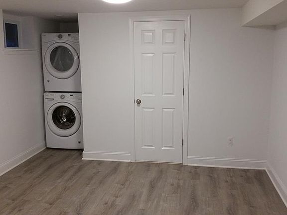 5th image of 60 Washington Pl