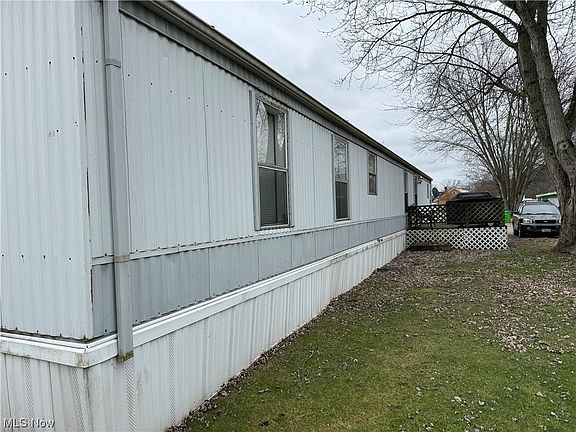 4th image of 129 Tracy Dr