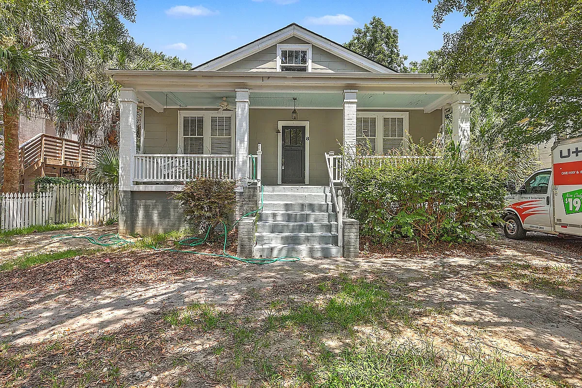 2 bed, 1600 sqft, $4,000 — Photo 1