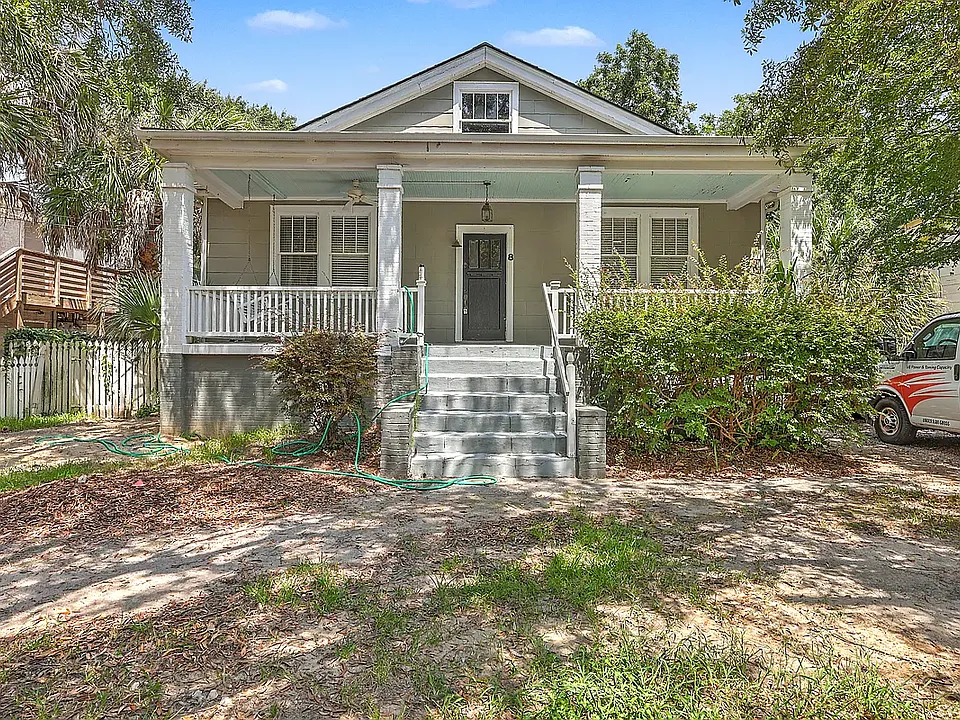 8 Saint Margaret St #B