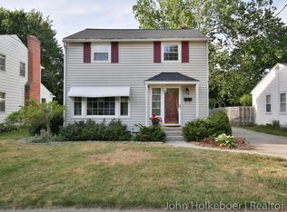 237 Rosemary St SE, Grand Rapids, MI 49507