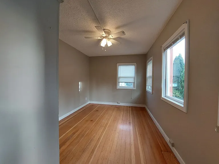 2516 Cornwall Ave #8 — Photo 16