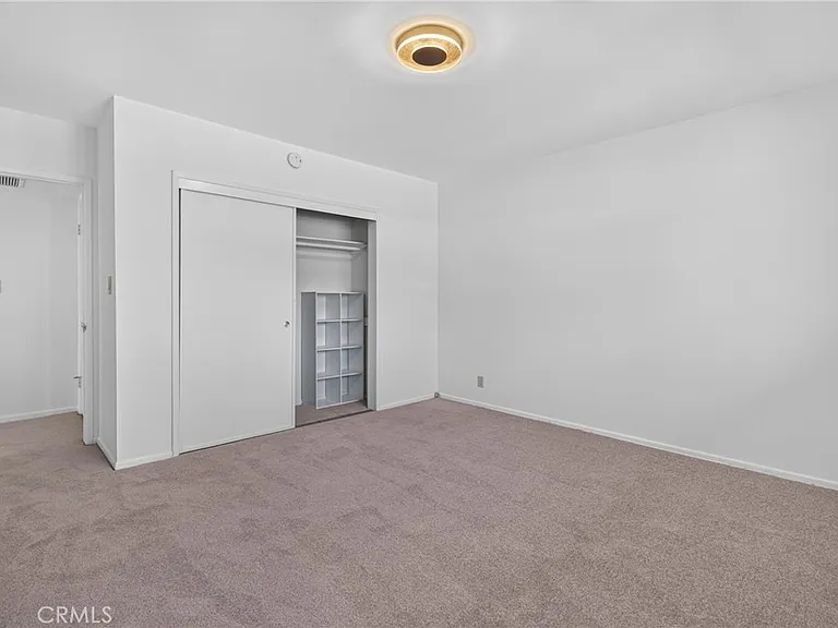 10401 Wystone Ave — Photo 43