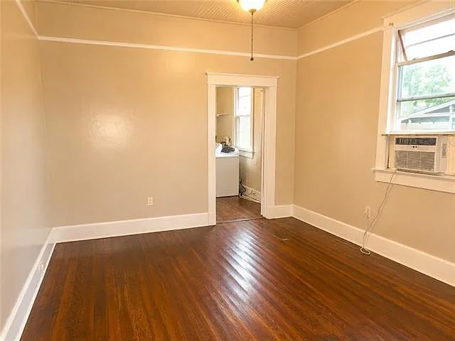 1019 Nunez St — Photo 2
