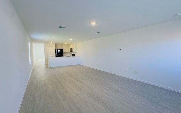 5th image of 6610 Highlands St