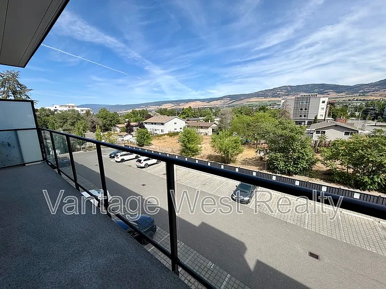 345 Dougall Rd N #325 — Photo 16