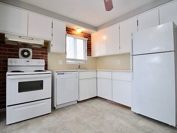 4th image of 30014 Lonnie Dr