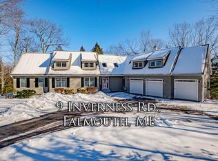 9 Inverness Rd, Falmouth, ME 04105