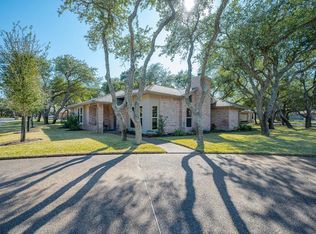 202 Highlands St, Rockport, TX 78382