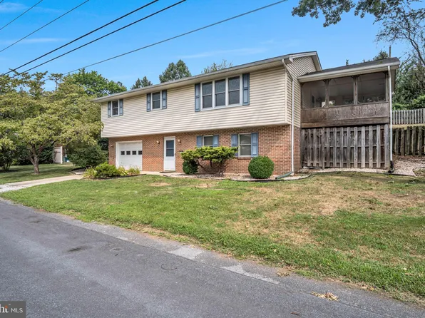 7728 Valleyview Ave, Harrisburg, PA 17112