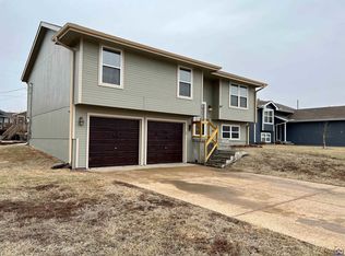 7423 SW 23rd Ter, Topeka, KS 66614