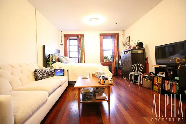 Rented by Alpha Properties NYC I LLC | media 19