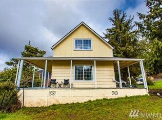 1212 Ray Hicks St, Raymond, WA 98577