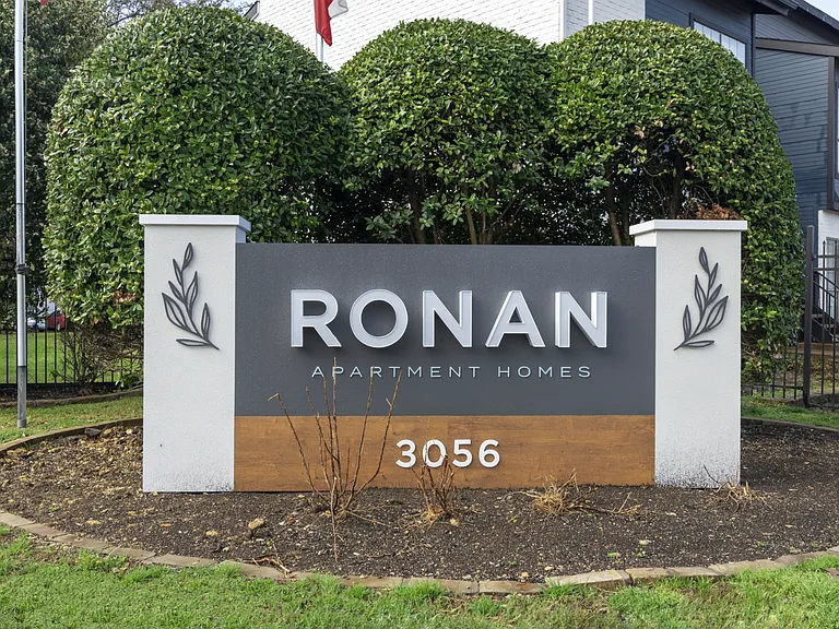 Ronan Apartment Homes — Photo 11