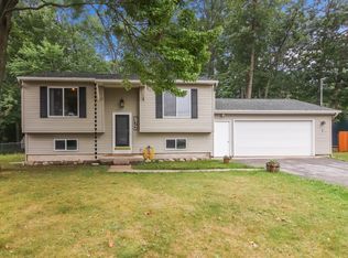 572 George St, Traverse City, MI 49686