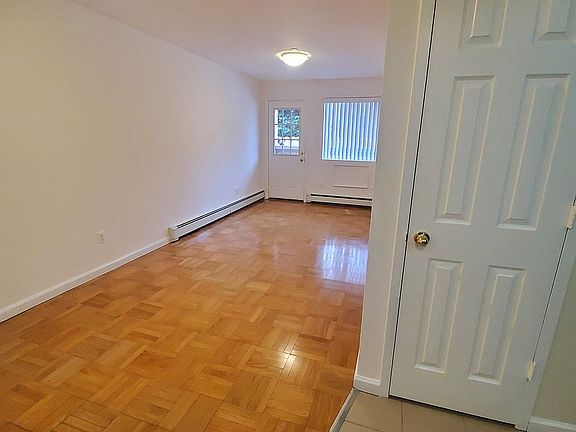 3rd image of 26-34 30th St #C2