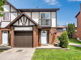 1755 Rathburn Rd E #39, Mississauga, ON L4W 2M8