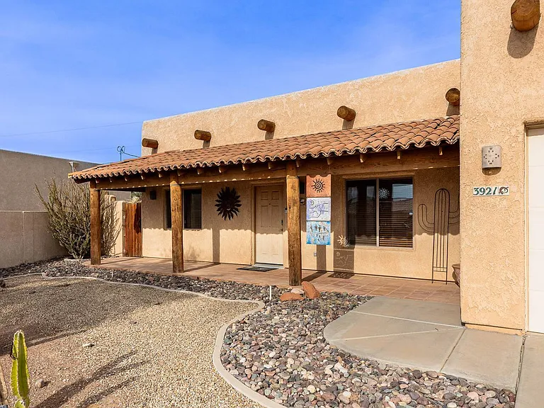 3921 Aloha Ln — Photo 11