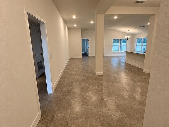 3rd image of 11593 Grace Rd