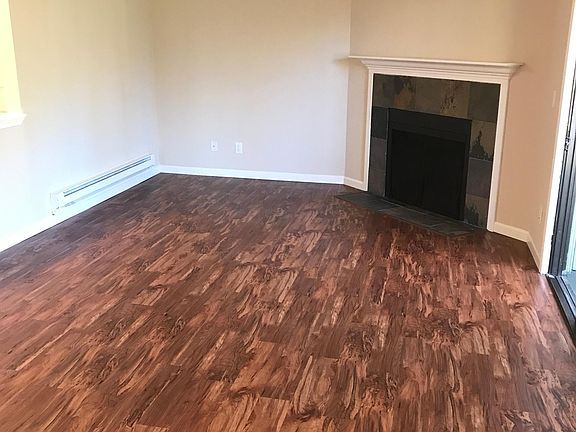 5th image of 110 149th Ave NE APT B