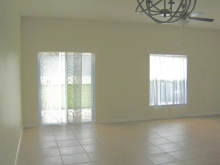 2660 Revolution St #106 — Photo 11