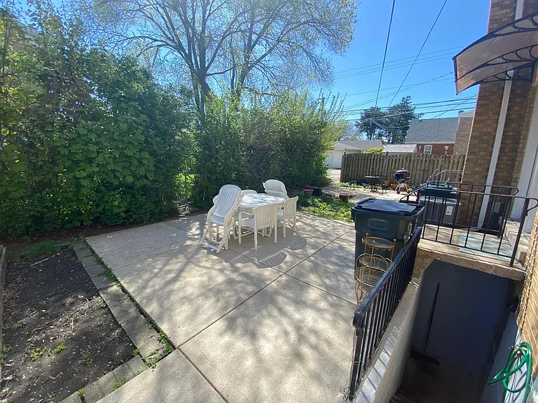 6753 N Drake Ave — Photo 22