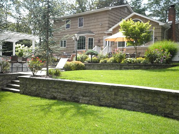 5th image of 7 Schubert Dr