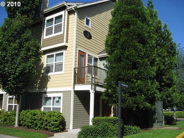 1st image of 1718 SE Halyard Ln