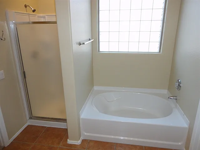 6511 S 72nd Ave — Photo 12