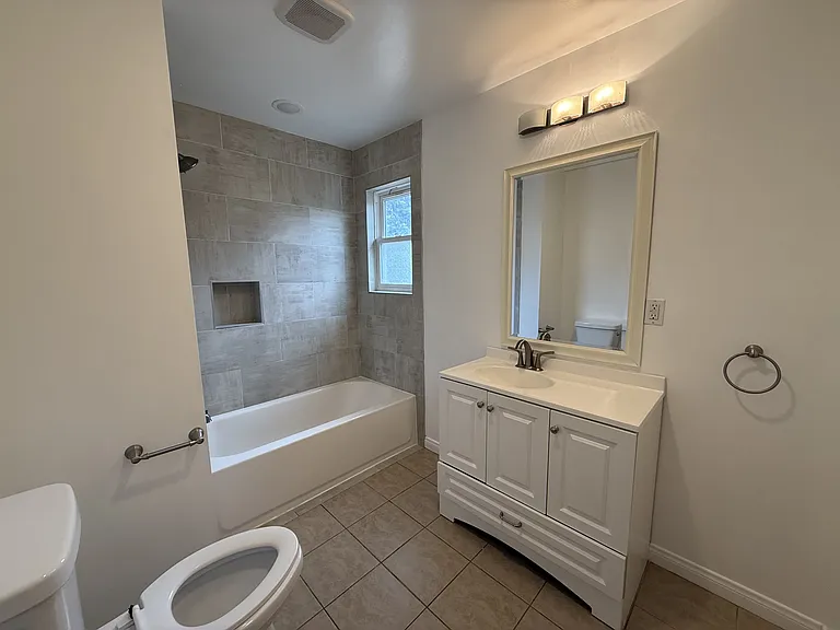 748 1/2 N La Jolla Ave #748 — Photo 11