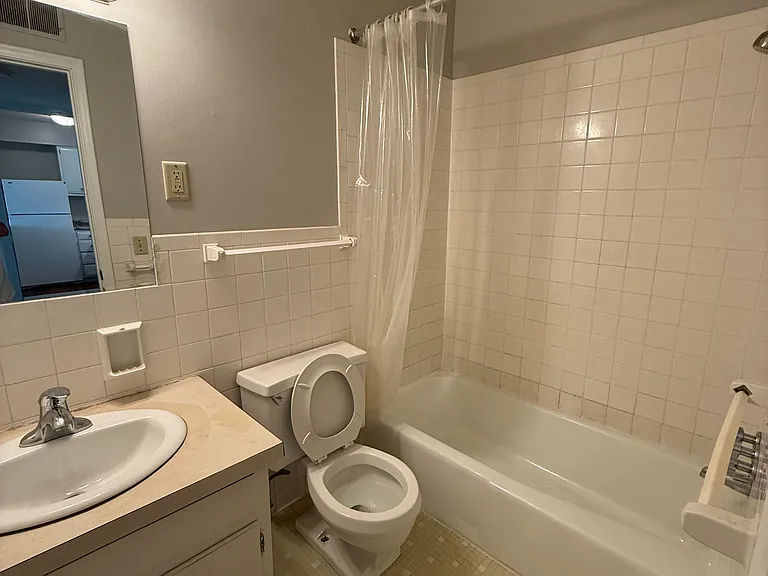 151 N 41st St #205 — Photo 7
