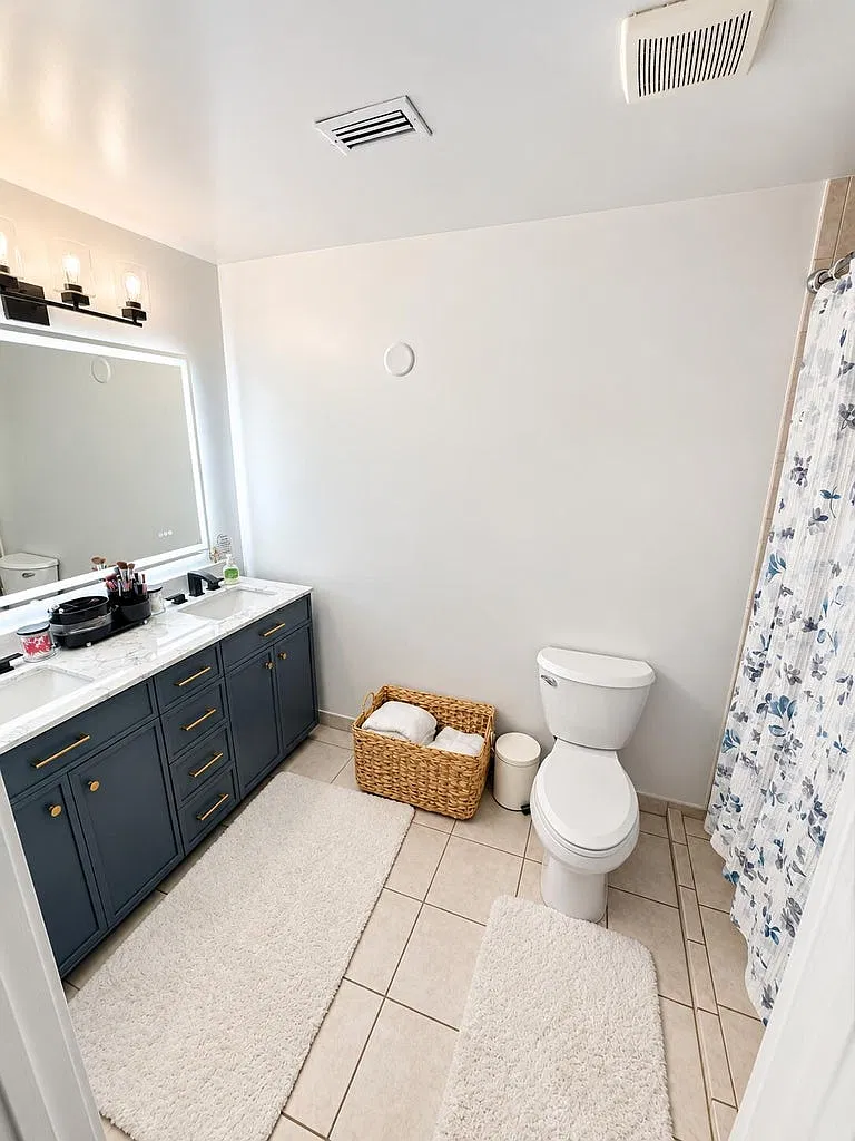 3 bed, 1332 sqft, $3,400 — Photo 2