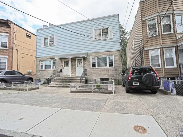 137 Boyd Ave, Jersey City, NJ 07304