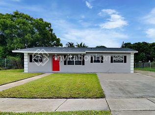 211 NE 16th Ct, Boynton Beach, FL 33435