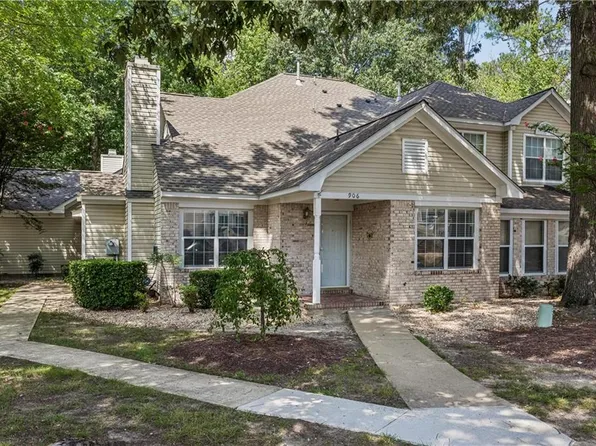 906 Shoreline Point, Newport News, VA 23602