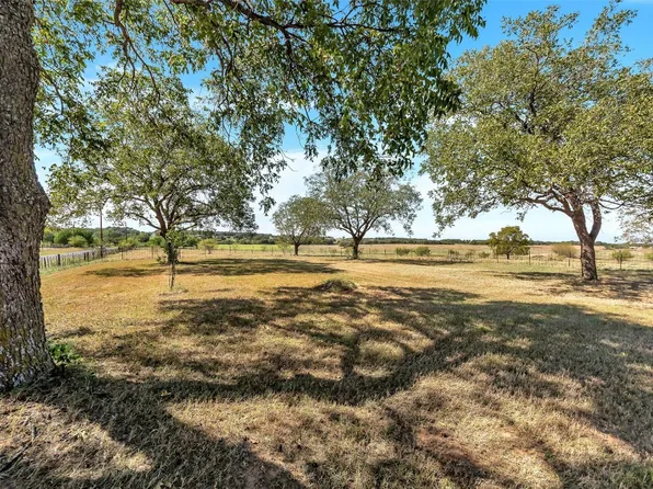 5100 Greenwood Rd, Millsap, TX 76066