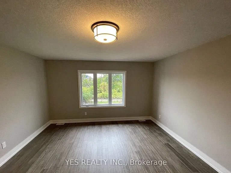 87 Doon Creek St — Photo 13
