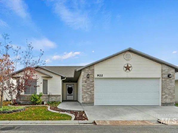 922 N Wakefield St, Nampa, ID 83651