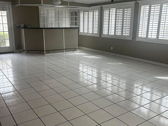 5th image of 9273 McCabe Dr