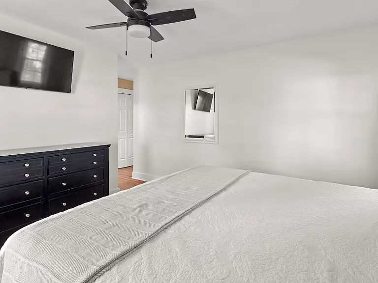 1444 Relyea Ave — Photo 13