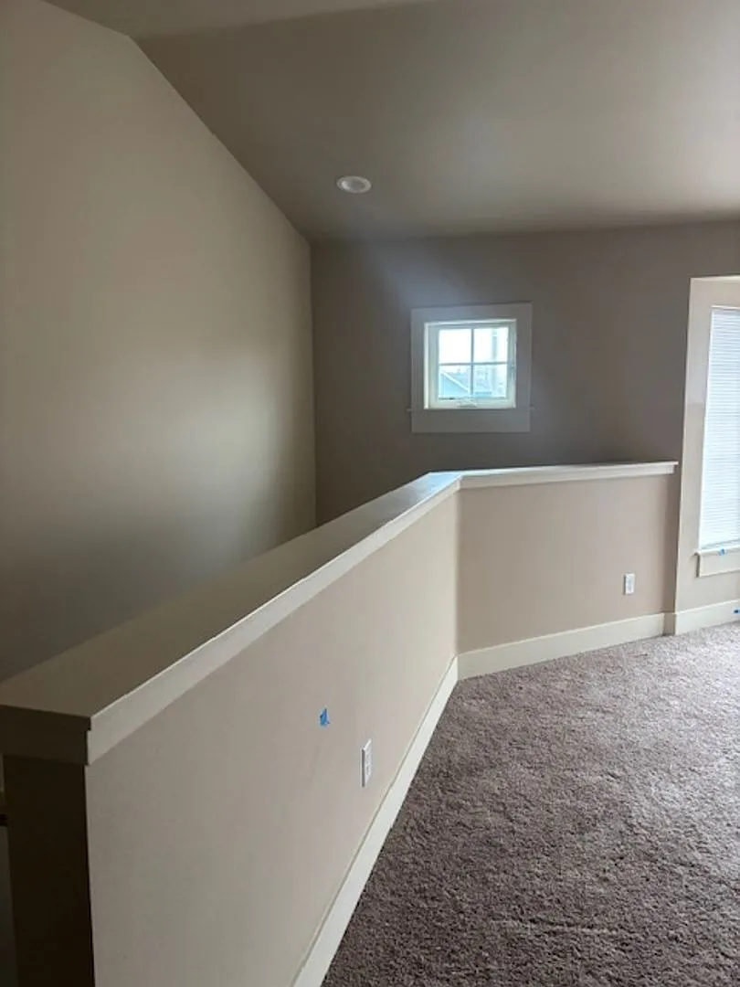 Charming 3BR Townhome in Lebanon — Photo 3