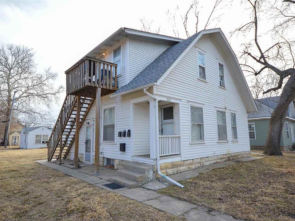 1st image of 325 W 12th St