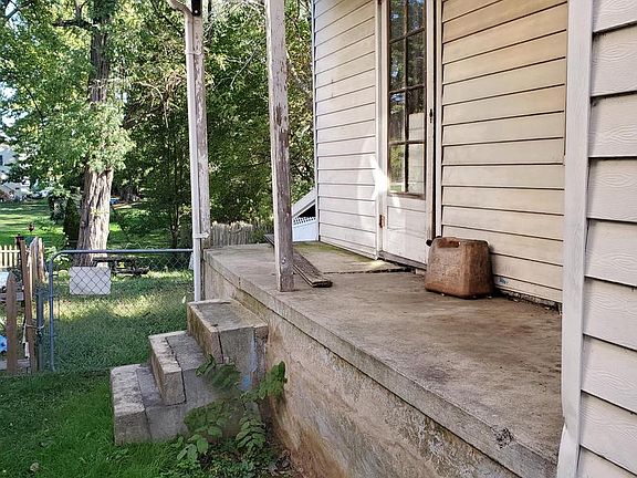 2nd image of 121-123 Keystone Ave