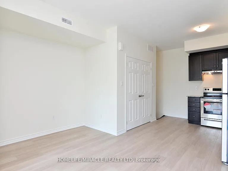 1081 Danforth Rd E #113 — Photo 16